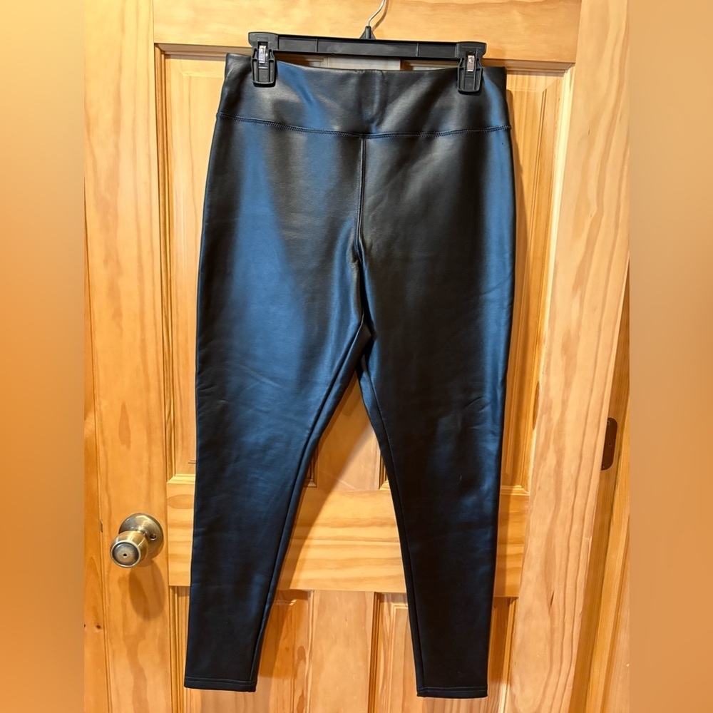 Nordstrom Black Faux Leather Leggings women’s M